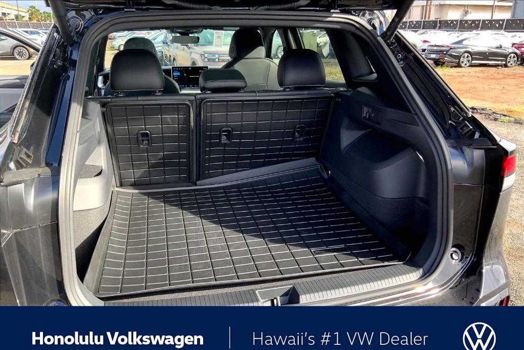 new 2026 Volkswagen Tiguan car, priced at $40,499