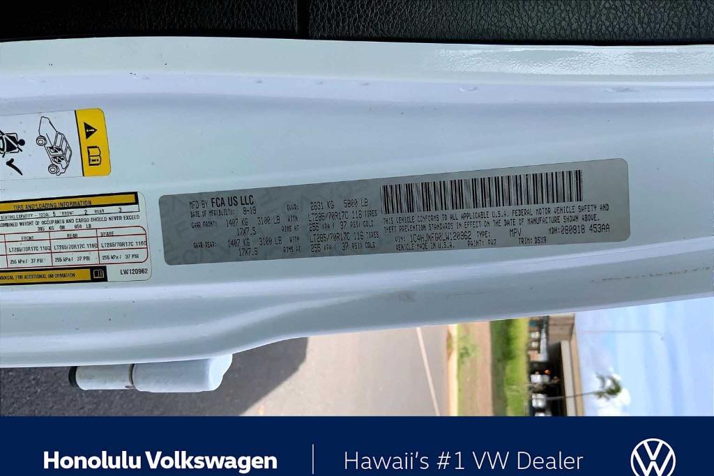 used 2020 Jeep Wrangler Unlimited car, priced at $31,444