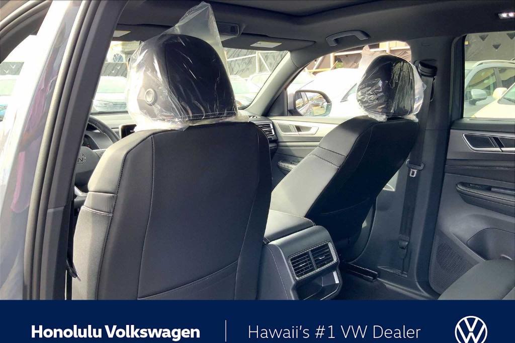 new 2026 Volkswagen Atlas Cross Sport car, priced at $46,112