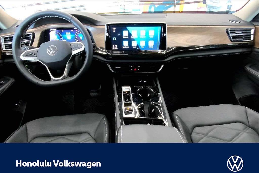 new 2026 Volkswagen Atlas car, priced at $44,678