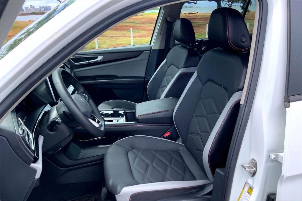 used 2024 Volkswagen Atlas car, priced at $35,786