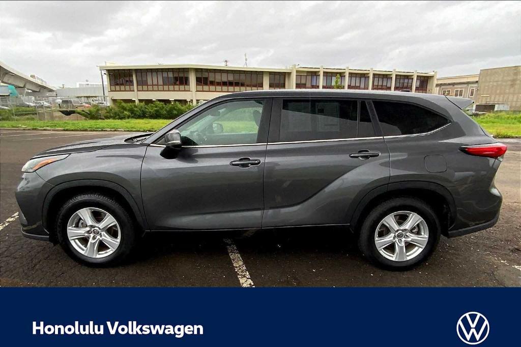 used 2023 Toyota Highlander car, priced at $30,888