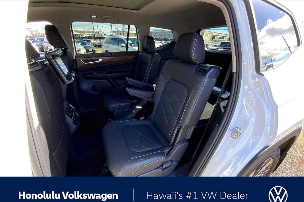 new 2026 Volkswagen Atlas car, priced at $46,998
