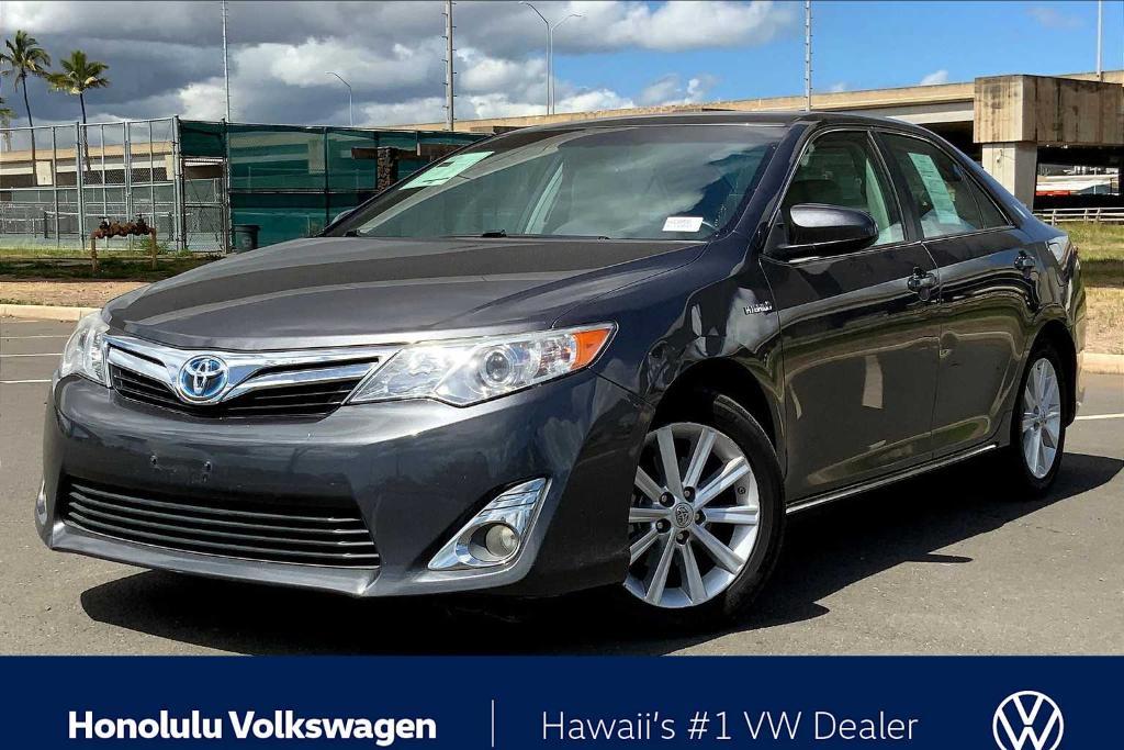 used 2014 Toyota Camry Hybrid car, priced at $10,994