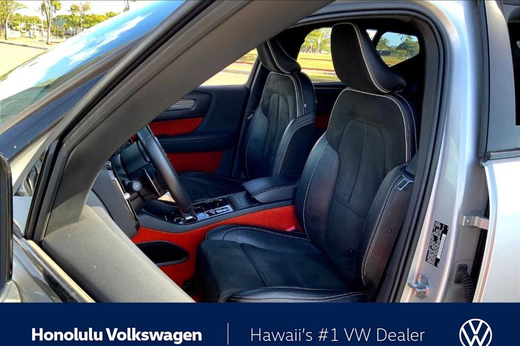 used 2019 Volvo XC40 car, priced at $16,888