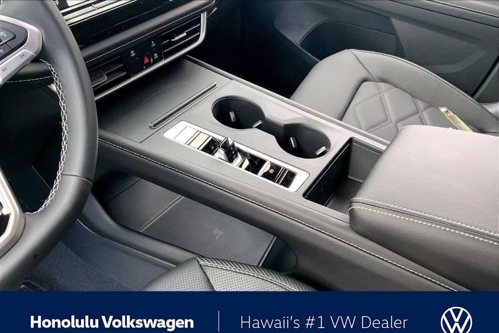 new 2026 Volkswagen Atlas Cross Sport car, priced at $39,599