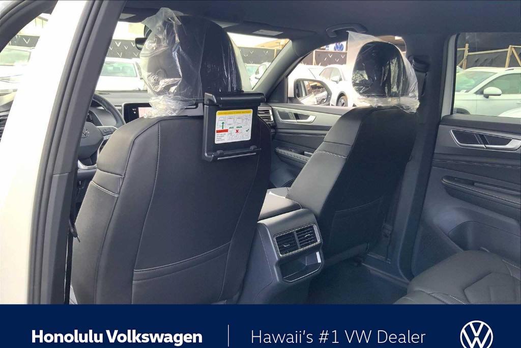 new 2026 Volkswagen Atlas Cross Sport car, priced at $39,599