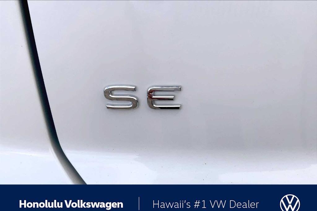 new 2026 Volkswagen Atlas Cross Sport car, priced at $39,599