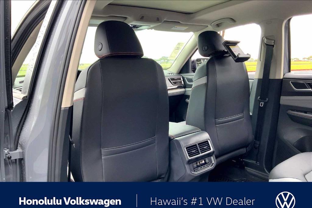 new 2026 Volkswagen Atlas car, priced at $50,072