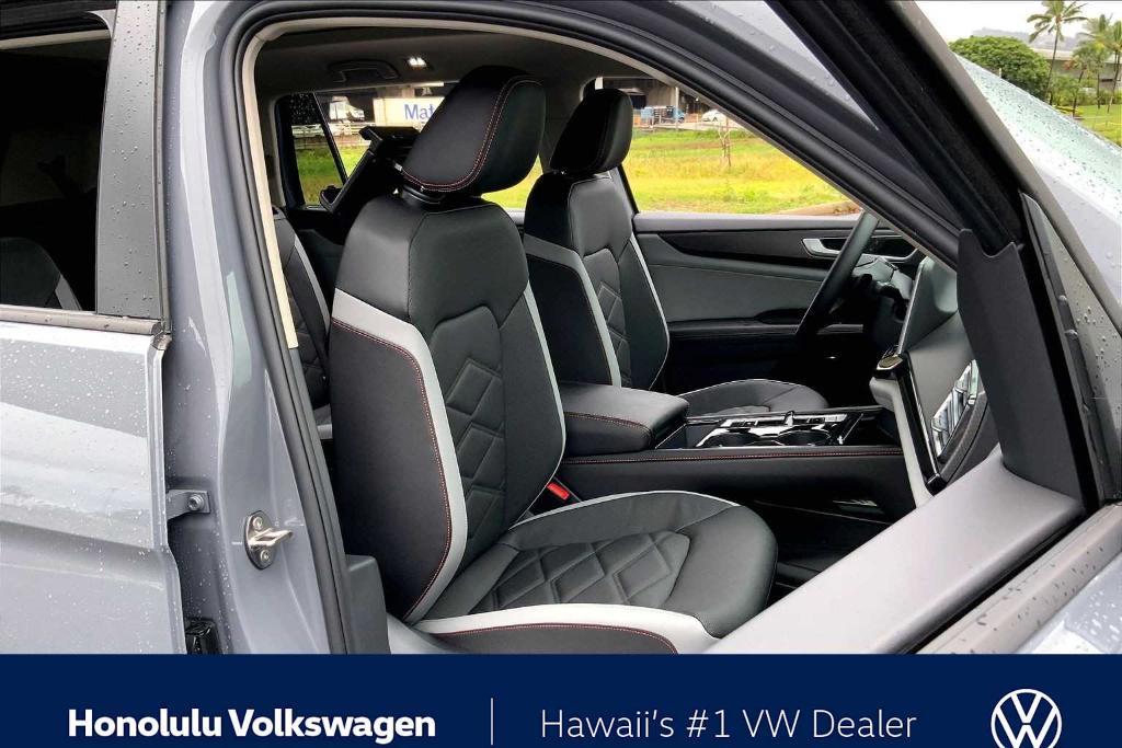 new 2026 Volkswagen Atlas car, priced at $50,072