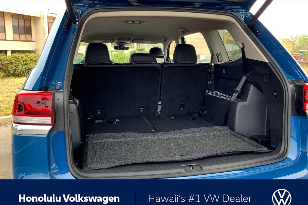 new 2025 Volkswagen Atlas car, priced at $41,494