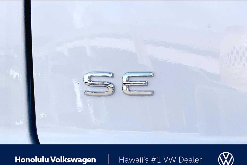 new 2026 Volkswagen Atlas Cross Sport car, priced at $39,599