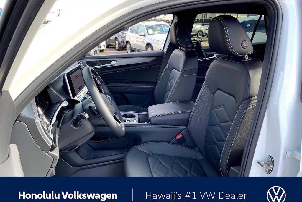 new 2026 Volkswagen Atlas Cross Sport car, priced at $39,599