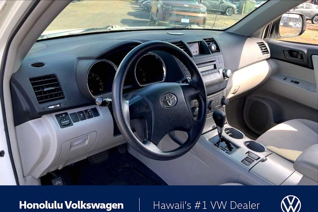 used 2012 Toyota Highlander car, priced at $9,993