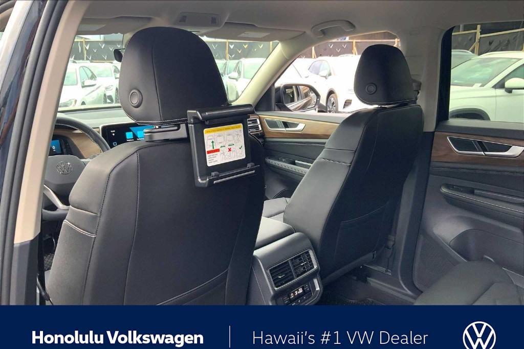 new 2026 Volkswagen Atlas car, priced at $39,741