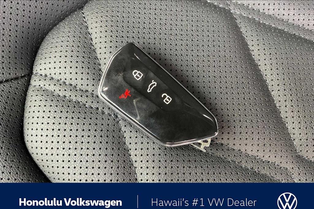 new 2026 Volkswagen Atlas car, priced at $39,741