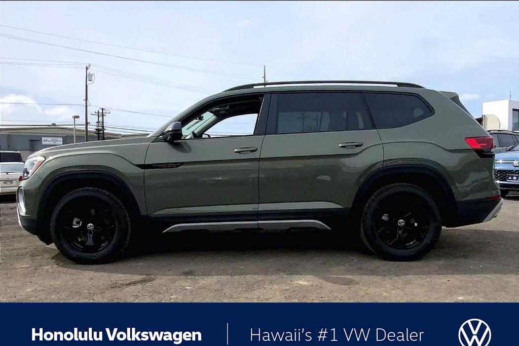 new 2026 Volkswagen Atlas car, priced at $49,617