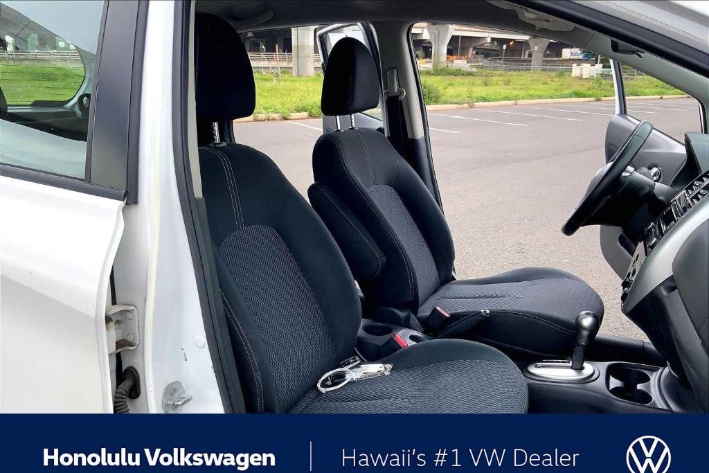 used 2015 Nissan Versa Note car, priced at $5,995