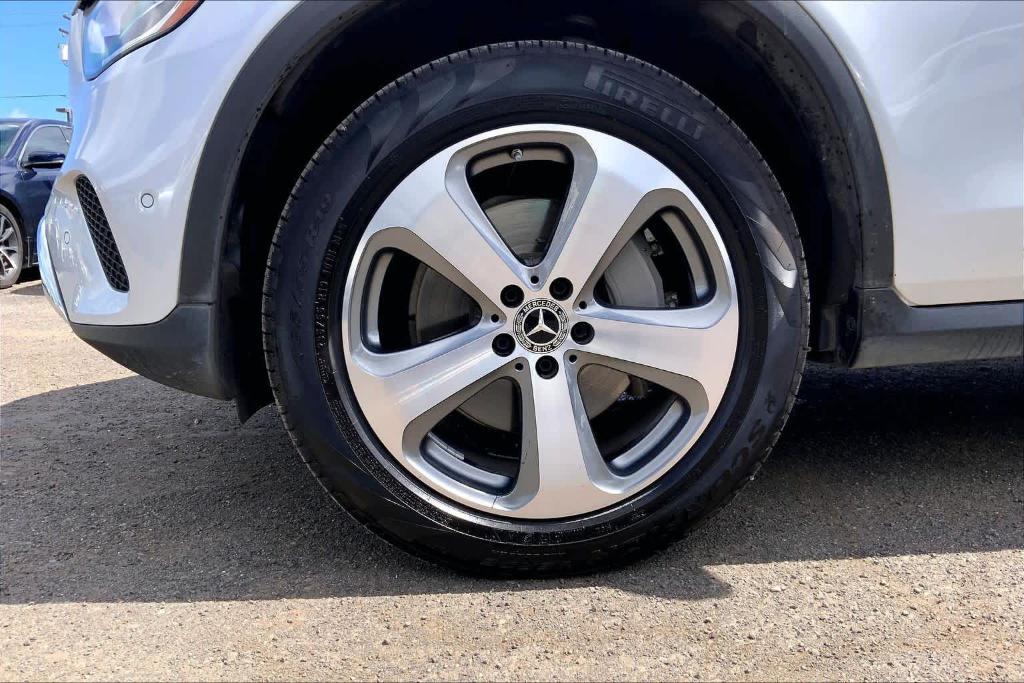 used 2020 Mercedes-Benz GLC 300 car, priced at $25,572