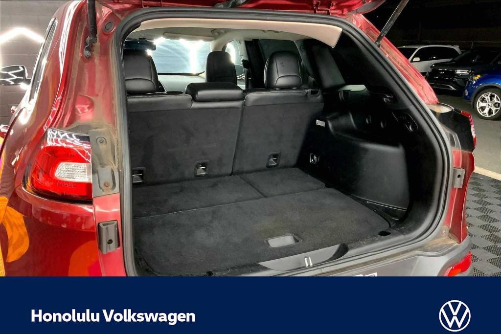 used 2015 Jeep Cherokee car, priced at $7,942
