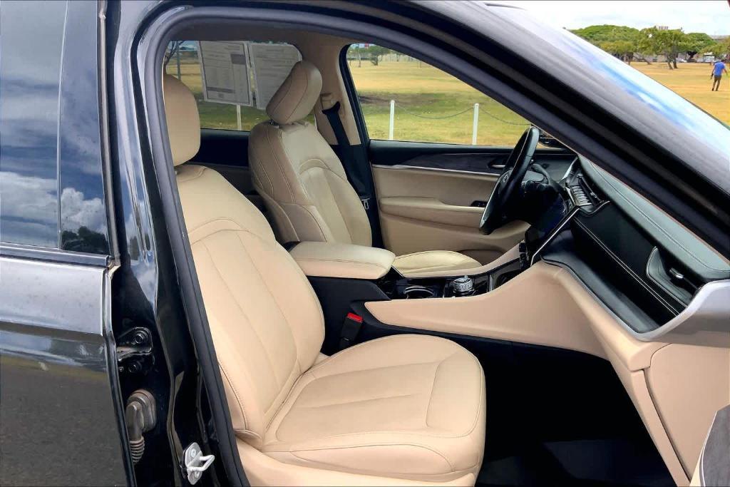 used 2021 Jeep Grand Cherokee L car, priced at $24,786