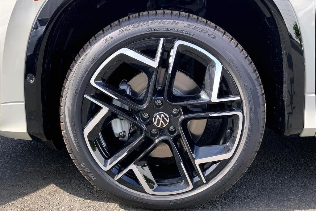 new 2026 Volkswagen Tiguan car, priced at $46,647