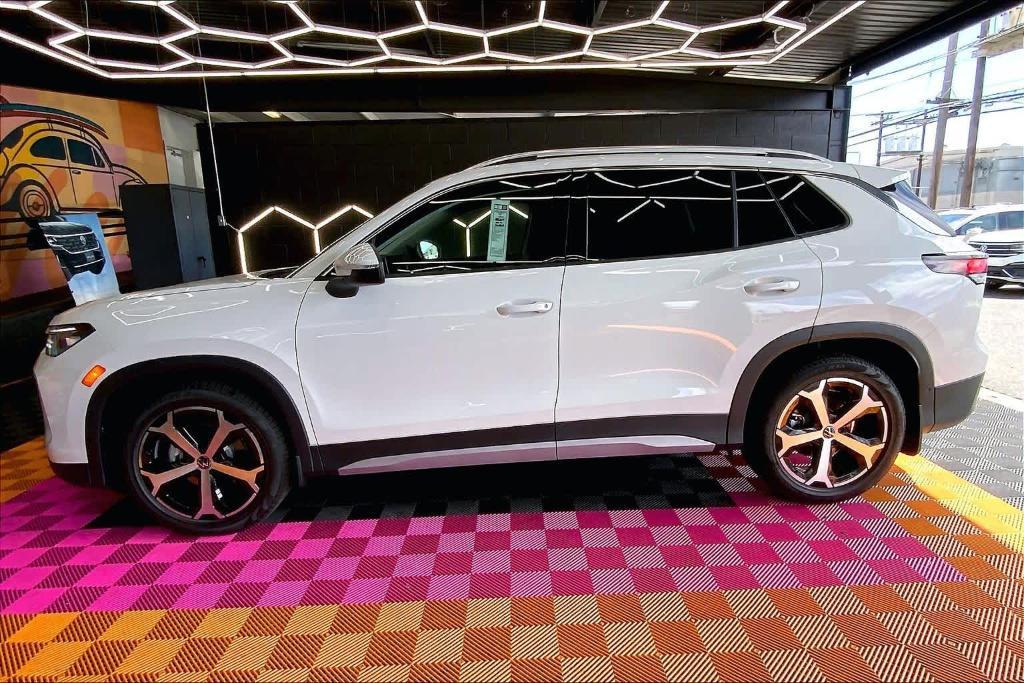 new 2026 Volkswagen Tiguan car, priced at $34,875