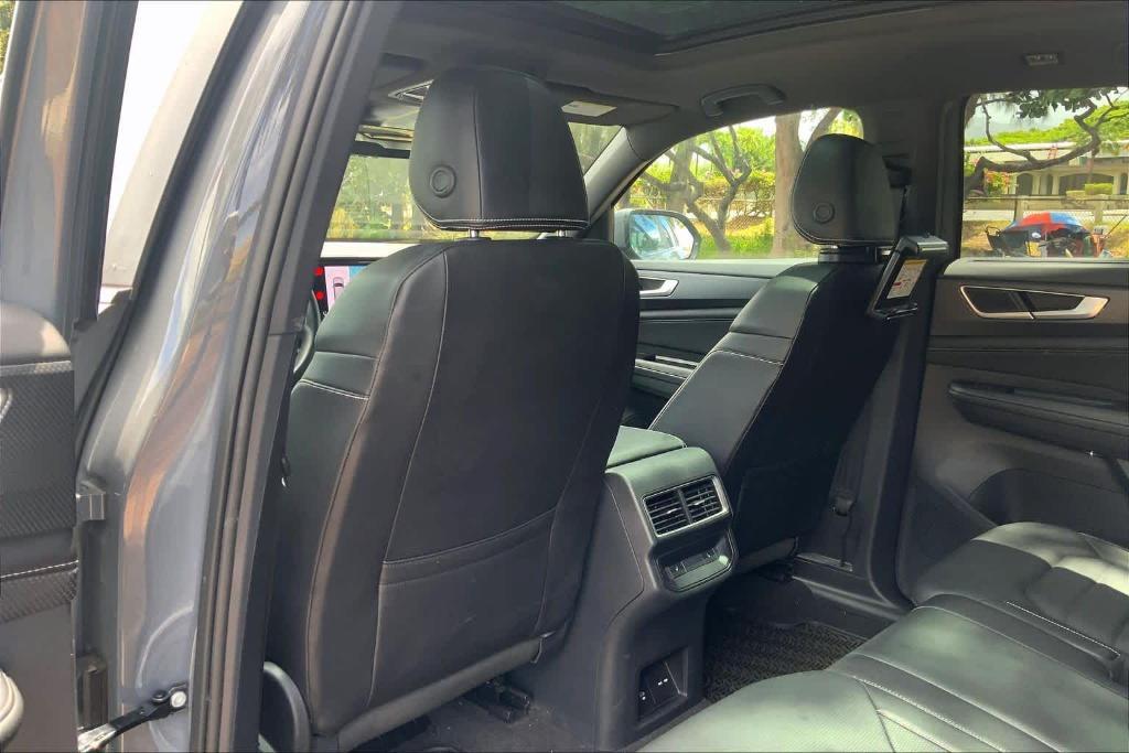 used 2024 Volkswagen Atlas Cross Sport car, priced at $36,289