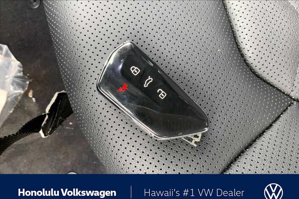 new 2026 Volkswagen Atlas Cross Sport car, priced at $39,599