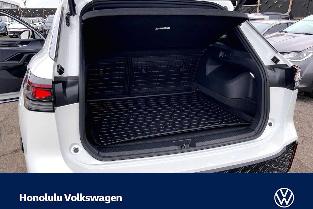 new 2026 Volkswagen Tiguan car, priced at $44,354