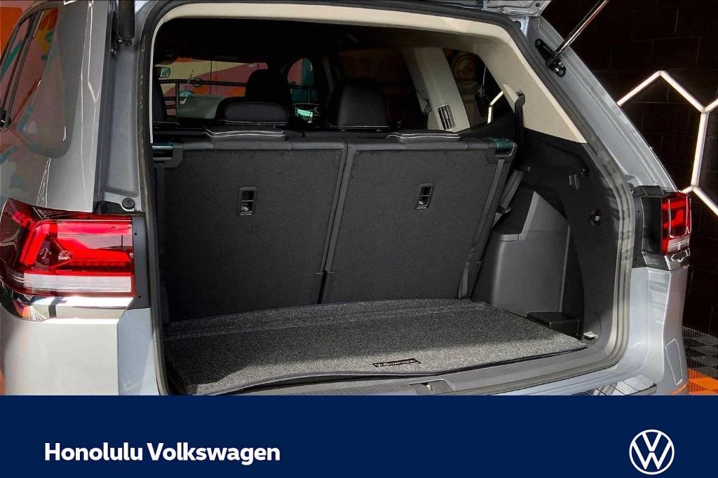 new 2026 Volkswagen Atlas car, priced at $39,120