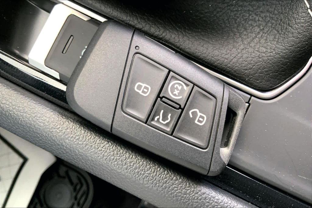 new 2026 Volkswagen Taos car, priced at $34,000