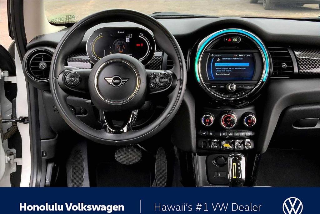 used 2021 MINI SE Hardtop car, priced at $17,888