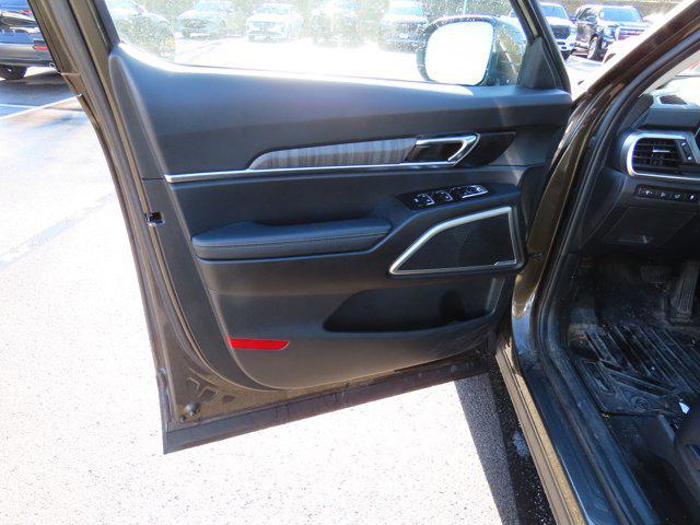 used 2023 Kia Telluride car, priced at $33,495