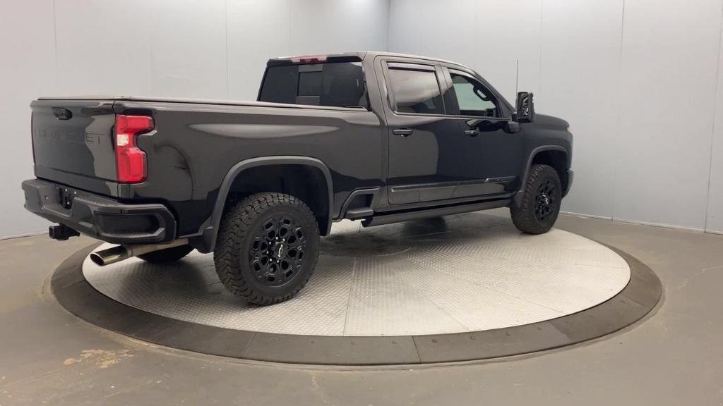 used 2024 Chevrolet Silverado 2500 car, priced at $63,174