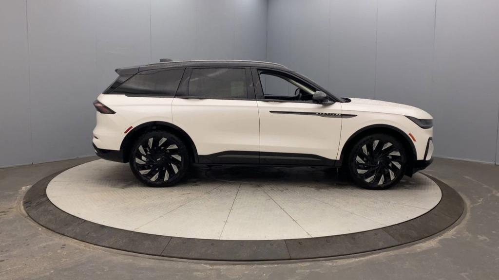 new 2026 Lincoln Nautilus car, priced at $74,295