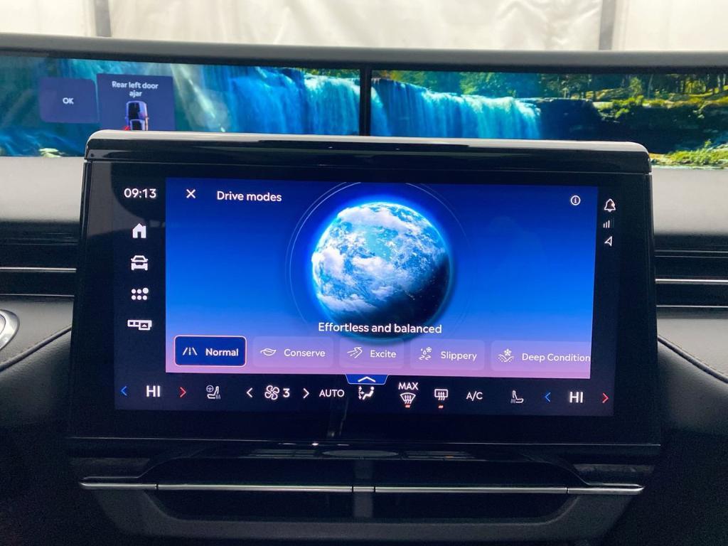 new 2026 Lincoln Nautilus car, priced at $74,295