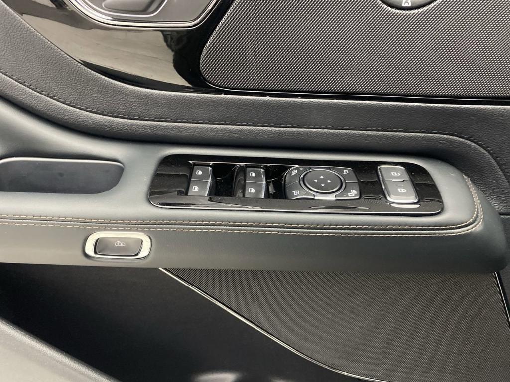 new 2025 Lincoln Aviator car, priced at $67,435