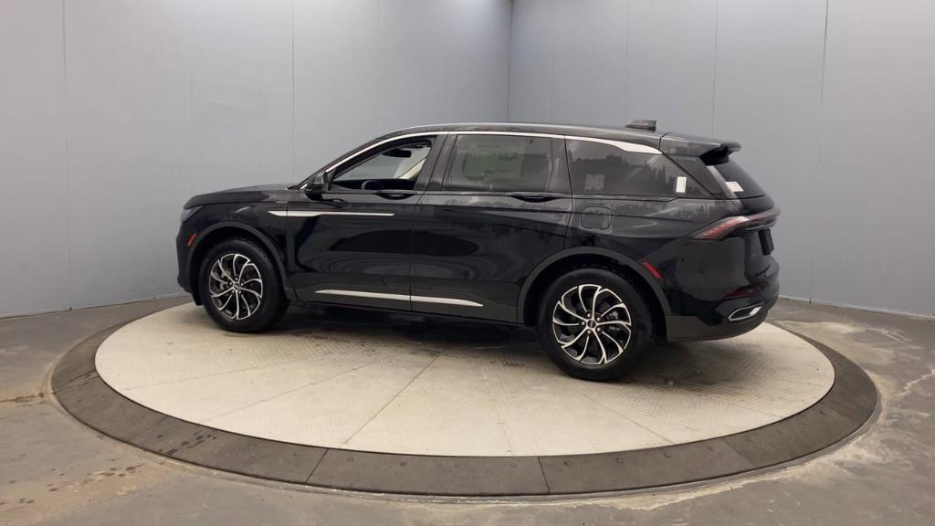 new 2026 Lincoln Nautilus car, priced at $59,440