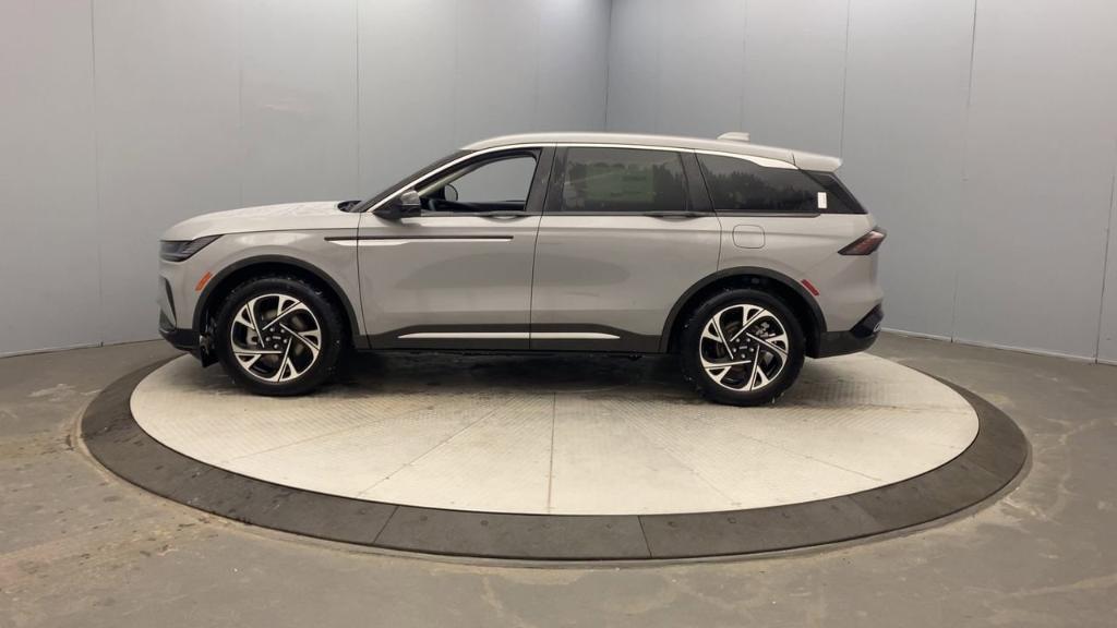 new 2026 Lincoln Nautilus car, priced at $61,190