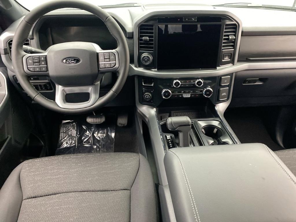 new 2025 Ford F-150 car, priced at $62,695