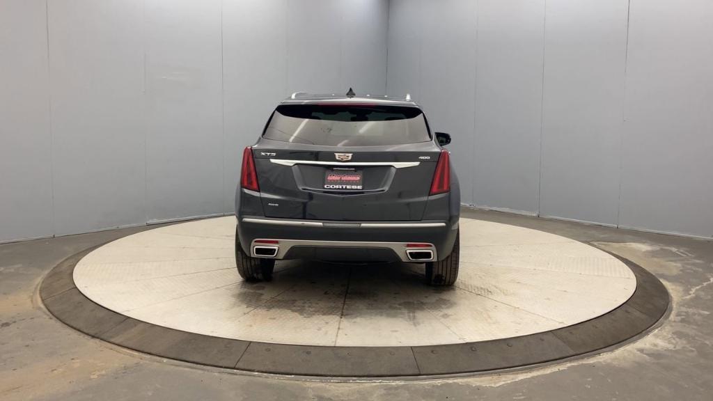 used 2023 Cadillac XT5 car, priced at $33,499