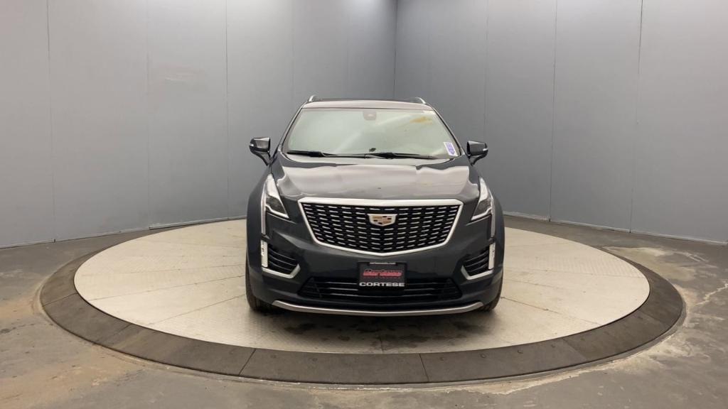 used 2023 Cadillac XT5 car, priced at $33,499