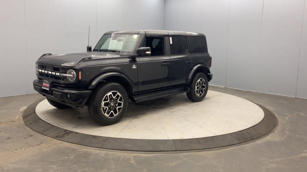new 2025 Ford Bronco car, priced at $58,310
