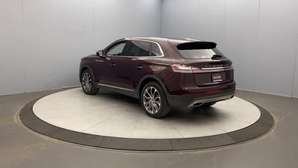 used 2022 Lincoln Nautilus car, priced at $30,499