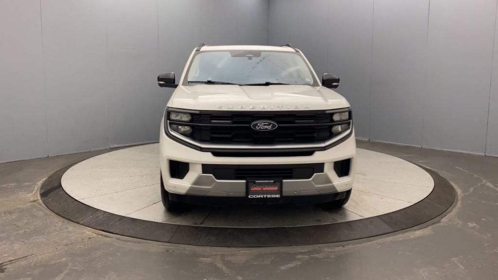 used 2025 Ford Expedition Max car, priced at $72,995