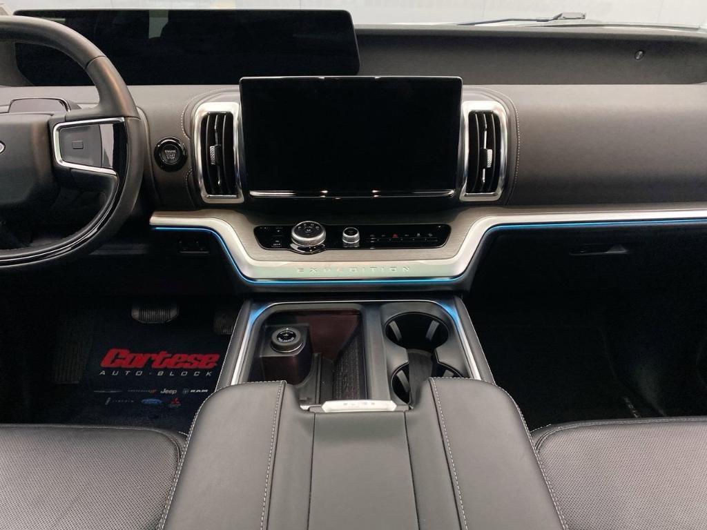 used 2025 Ford Expedition Max car, priced at $72,995