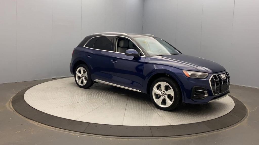 used 2021 Audi Q5 car, priced at $22,999