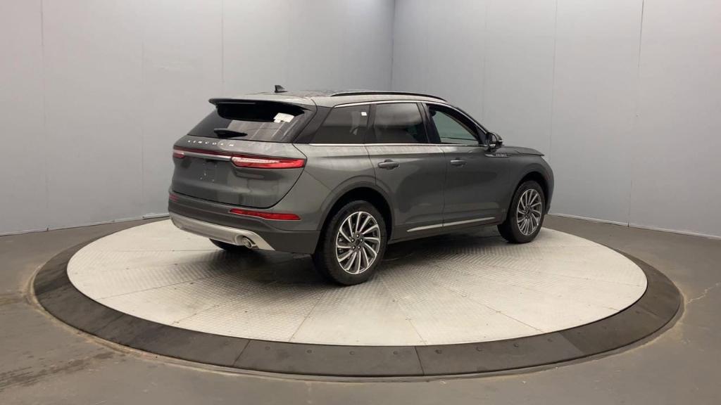 new 2025 Lincoln Corsair car, priced at $53,550
