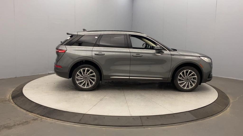 new 2025 Lincoln Corsair car, priced at $53,550